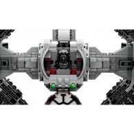 LEGO® Star Wars 75348 - Le chasseur Fang Mandalorien contre le TIE Interceptor™